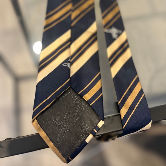 Vivienne Westwood Mens Limited edition Designer Tie - Picture 2 of 5